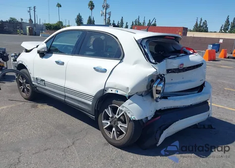 2016 Fiat 500X Easy z USA, uszkodzony, nr VIN ZFBCFYBT1GP514560